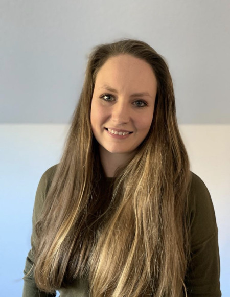 Stellvertretende Vorsitzende: Larissa Schomaker